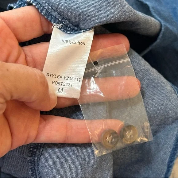 Tuckernuck Lightweight Denim Callahan Shirt Dress Cotton Blue Womens Size Medium - Picture 11 of 14